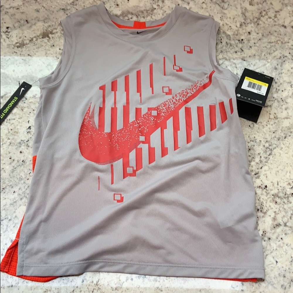 NWT Nike Red/Grey Sleeveless Top LARGE LEFT